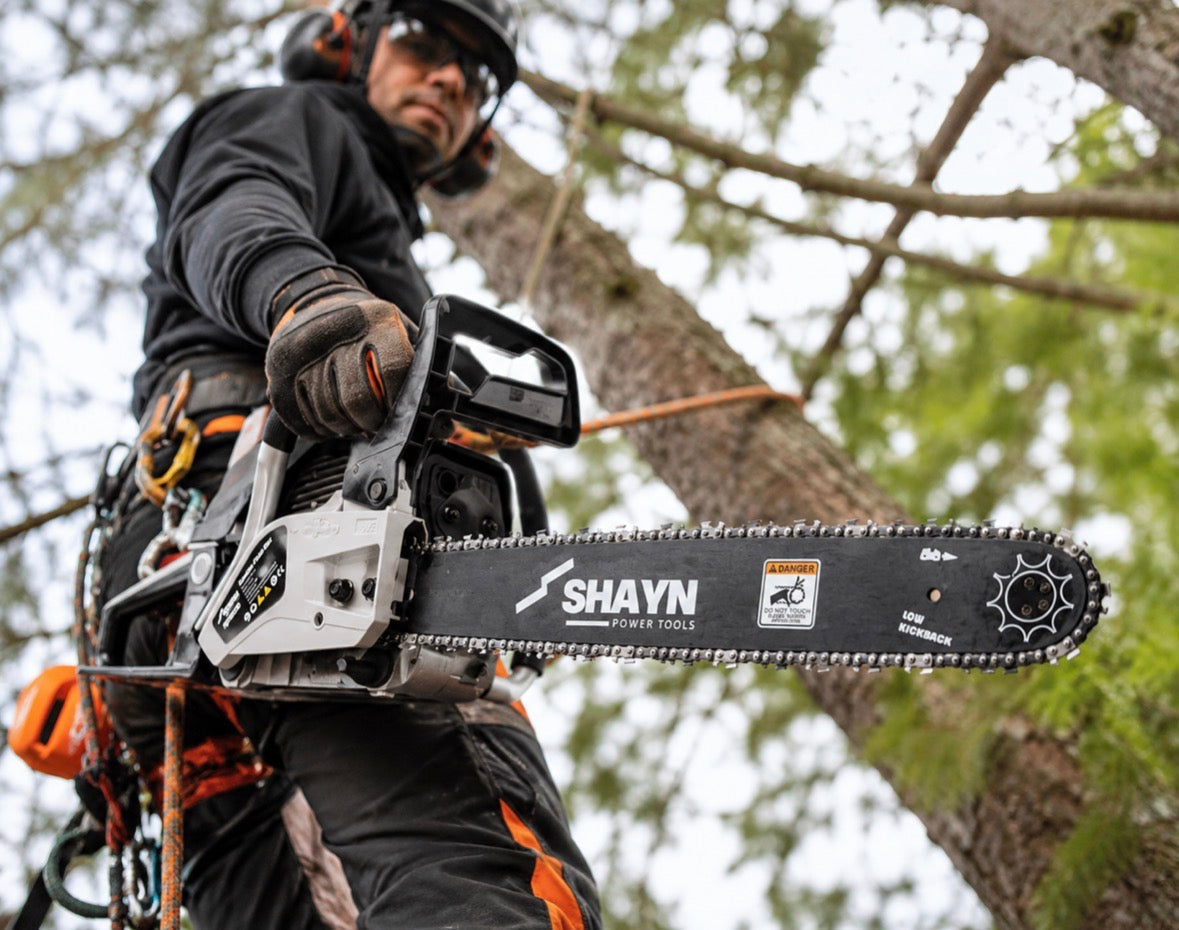 SHAYN 16 inch chainsaw guide bar fitted to a chainsaw